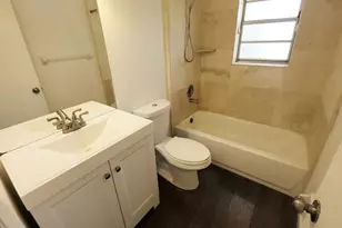 135 Village Cir, Jupiter, FL 33458 - Photo 15