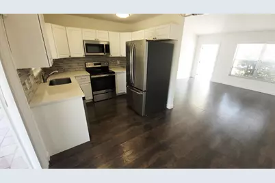 135 Village Circle, Jupiter, FL 33458 - Photo 5