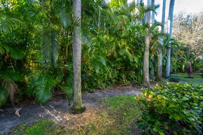 3635 Sonoma Drive, Riviera Beach, FL 33404 - Photo 15