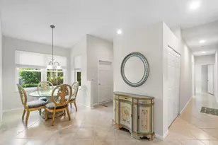 2473 S Coral Trace Cir, Delray Beach, FL 33445 - Photo 9
