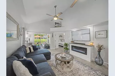 1019 Via Jardin, Riviera Beach, FL 33418 - Photo 5
