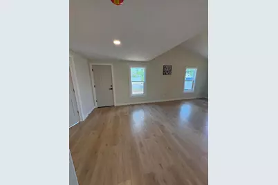 6948 Dartmouth Avenue N, Saint Petersburg, FL 33710 - Photo 5