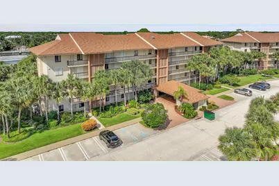 2001 Marina Isle Way #203, Jupiter, FL 33477 - Photo 3