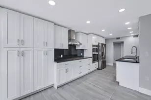 2751 S Ocean Dr, Hollywood, FL 33019 - Photo 19