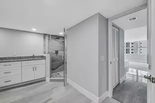 2751 S Ocean Dr, Hollywood, FL 33019 - Photo 33