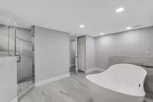 2751 S Ocean Dr, Hollywood, FL 33019 - Photo 31