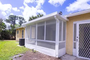 202 Sparrow Dr, Royal Palm Beach, FL 33411 - Photo 19