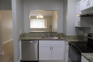11448 NW 42nd St, Coral Springs, FL 33065 - Photo 5