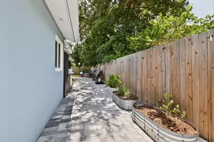 3220 SW 16th Ct, Fort Lauderdale, FL 33312 - Photo 23