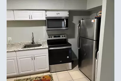 813 9th Avenue N #B, Lake Worth Beach, FL 33460 - Photo 5
