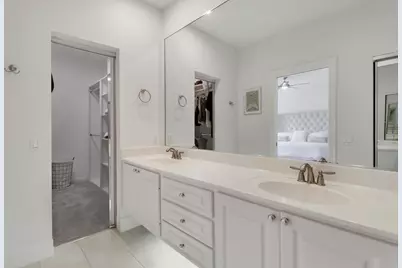 73 Laurel Oaks Circle, Jupiter, FL 33469 - Photo 11