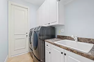 10800 Blue Palm St, Plantation, FL 33324 - Photo 19
