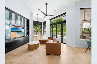 10800 Blue Palm Street, Plantation, FL 33324 - Photo 15