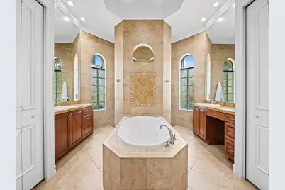 10800 Blue Palm Street, Plantation, FL 33324 - Photo 19