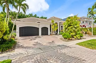 10800 Blue Palm St, Plantation, FL 33324 - Photo 21