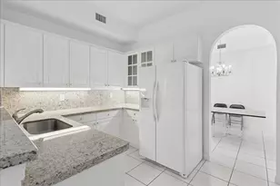 7937 Exeter Cir E, Tamarac, FL 33321 - Photo 5