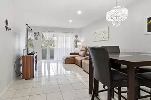232 Lake Meryl Dr, West Palm Beach, FL 33411 - Photo 13