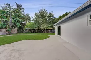 3330 SW 18th St, Fort Lauderdale, FL 33312 - Photo 29