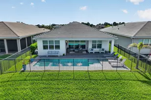 11758 SW Coral Cove Pkwy, Port Saint Lucie, FL 34987 - Photo 5