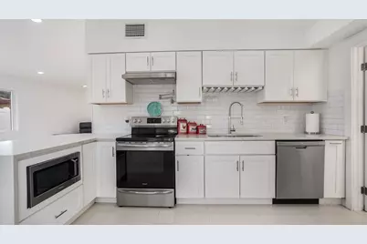 218 Glouchester Street, Boca Raton, FL 33487 - Photo 5