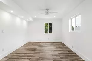 218 Glouchester St, Boca Raton, FL 33487 - Photo 19