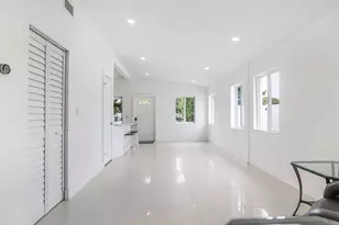 218 Glouchester St, Boca Raton, FL 33487 - Photo 15