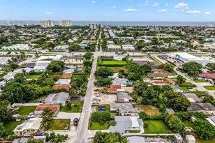218 Glouchester St, Boca Raton, FL 33487 - Photo 33