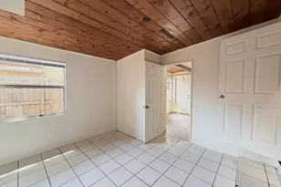 735 46th St, West Palm Beach, FL 33407 - Photo 9