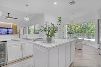 8541 Butler Greenwood Drive, Royal Palm Beach, FL 33411 - Photo 21