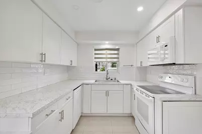 19001 NE 14th Avenue #145, Miami, FL 33179 - Photo 7