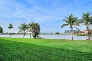 19001 NE 14th Ave, Miami, FL 33179 - Photo 29