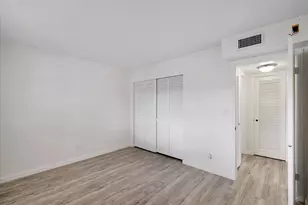 19001 NE 14th Ave, Miami, FL 33179 - Photo 25