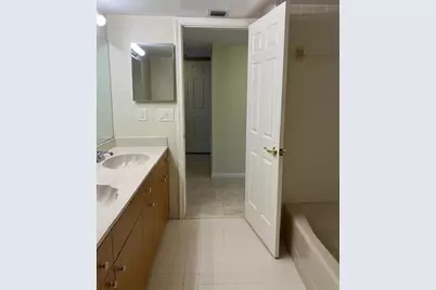 19800 Sandpointe Bay #104, Tequesta, FL 33469 - Photo 11