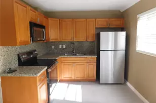 1511 SW 63rd Ave, North Lauderdale, FL 33068 - Photo 5