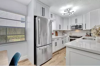 52 Burgundy B, Delray Beach, FL 33484 - Photo 15