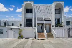 1067 W 43rd Pl, Hialeah, FL 33012 - Photo 11
