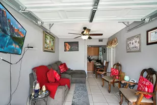 1067 W 43rd Pl, Hialeah, FL 33012 - Photo 17
