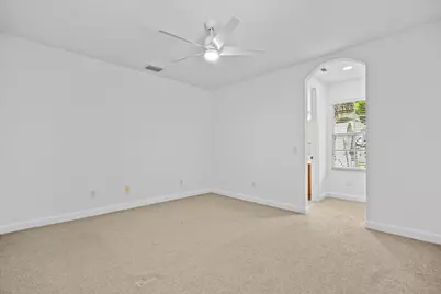 1049 Vintner Boulevard, Palm Beach Gardens, FL 33410 - Photo 39