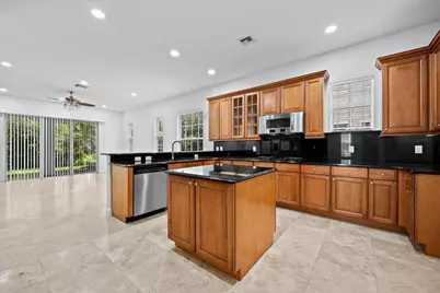 1049 Vintner Boulevard, Palm Beach Gardens, FL 33410 - Photo 19
