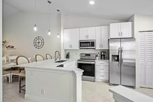 15116 W Tranquility Lake Dr, Delray Beach, FL 33446 - Photo 5