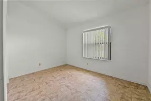 57 Via De Casas Norte, Boynton Beach, FL 33426 - Photo 11