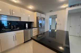 19390 Collins Ave, Sunny Isles Beach, FL 33160 - Photo 3