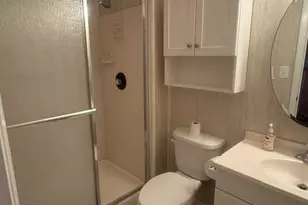 197 Lake Susan Ln, West Palm Beach, FL 33411 - Photo 17