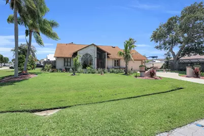 2698 SE Calusa Avenue, Port Saint Lucie, FL 34952 - Photo 3