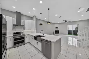 835 NE 17th Way, Fort Lauderdale, FL 33304 - Photo 1