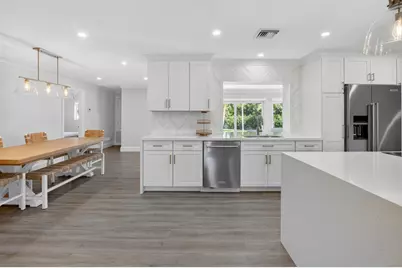 135 SE 28th Court, Boynton Beach, FL 33435 - Photo 9