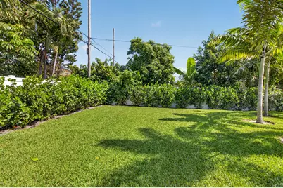 135 SE 28th Court, Boynton Beach, FL 33435 - Photo 55