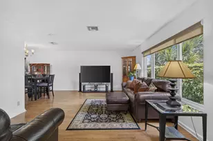 12224 Gingerwood Ln, Wellington, FL 33414 - Photo 9