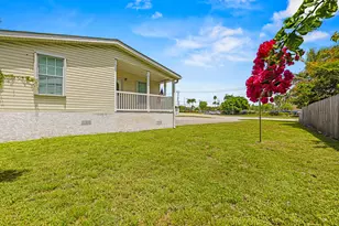10105 SW Sandalfoot Blvd, Boca Raton, FL 33428 - Photo 21