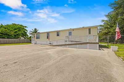 10105 SW Sandalfoot Boulevard, Boca Raton, FL 33428 - Photo 3